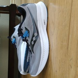 Saucony Men's Running Shoes Size 11 Blue and Gray